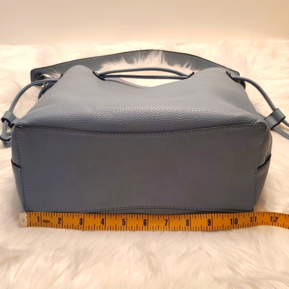Unbranded Bucket Shoulder Handbag Pull Tie Closure in Light Blue - Picture 6 of 8